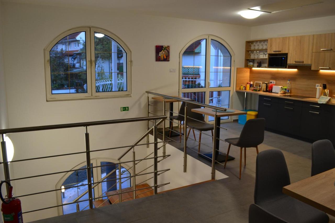 Fonix Design Rooms Debrecen Bagian luar foto