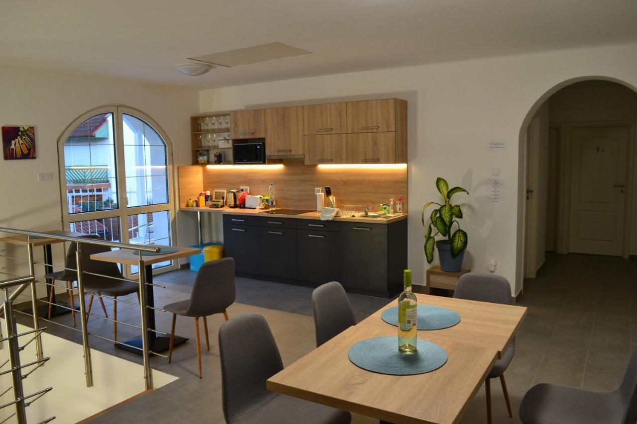 Fonix Design Rooms Debrecen Bagian luar foto