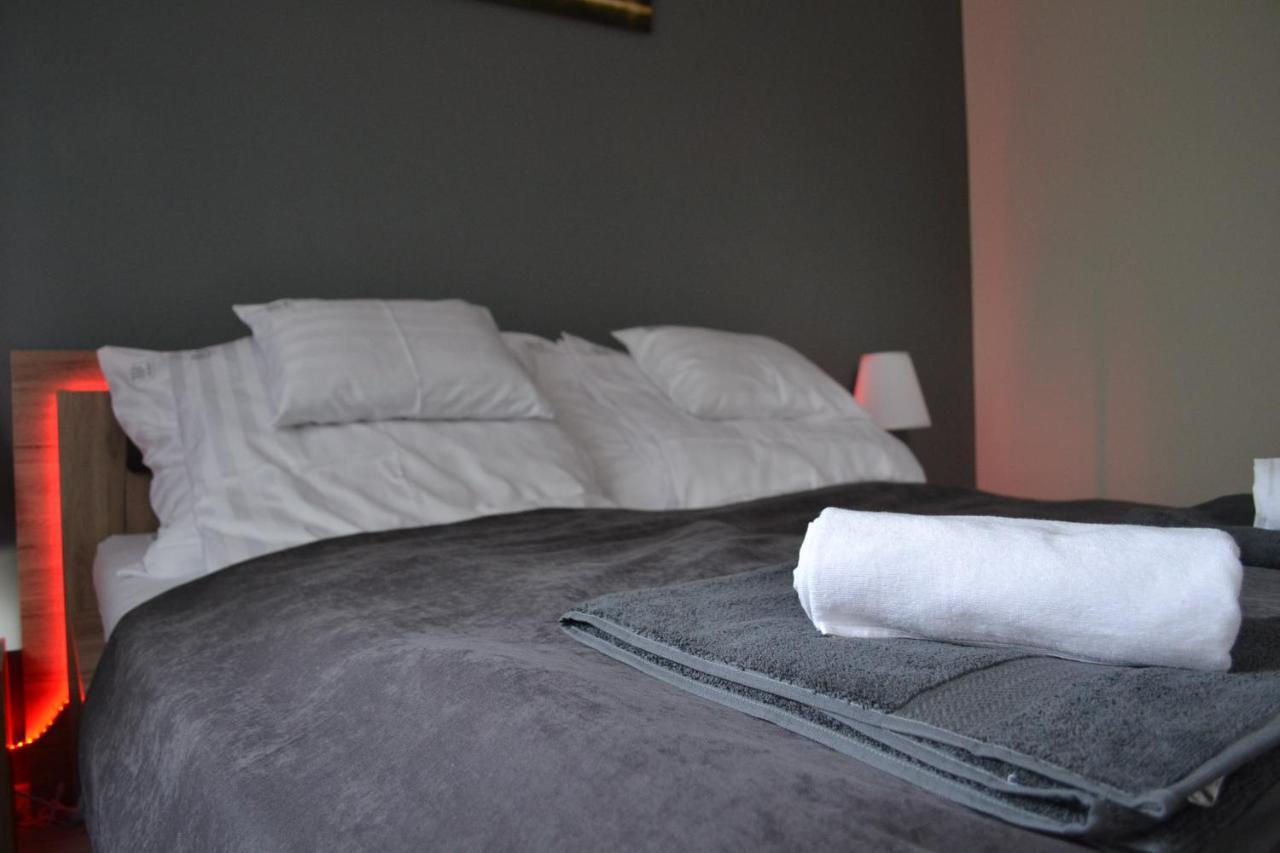 Fonix Design Rooms Debrecen Bagian luar foto